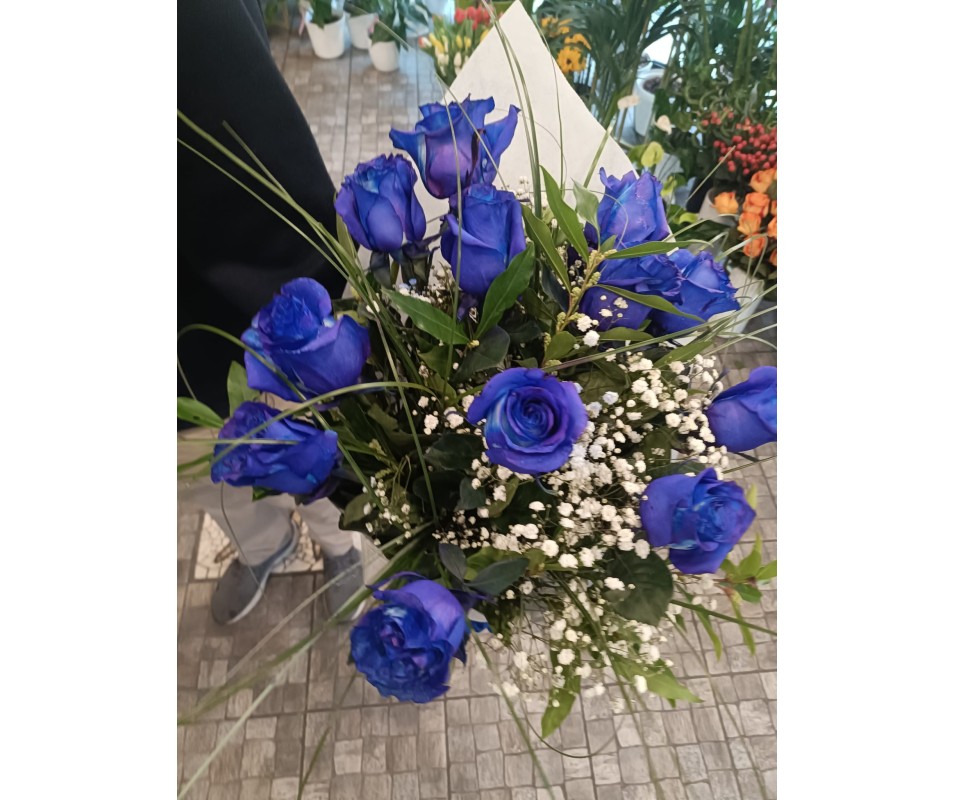 12 Rose Blu