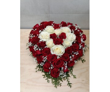 Cuore rose rosse con cuore...