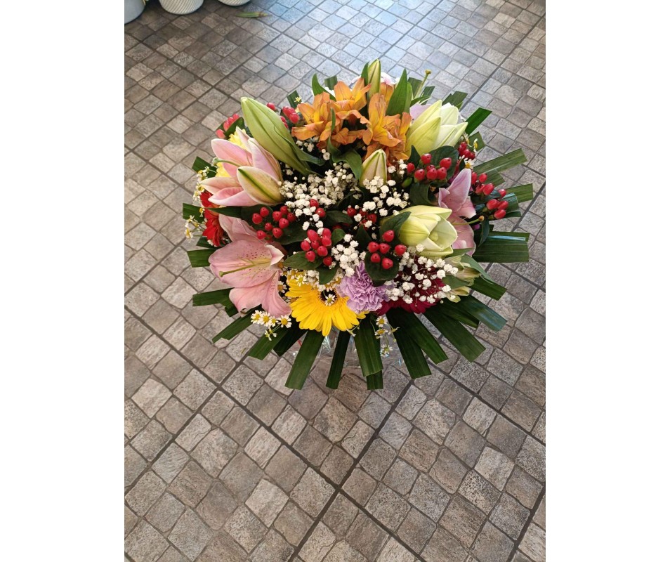 Bouquet di Lilium Aurora con Alstroemeria