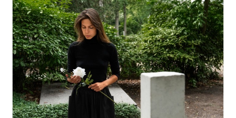 Come scegliere i fiori per un funerale