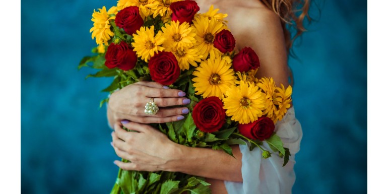 Girasoli e rose rosse Milano