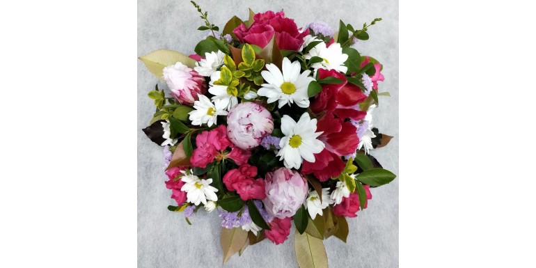 Siamo esperti nella consegna di fiori a domicilio la sera